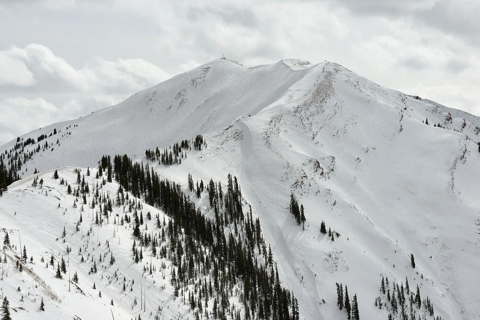 Aspen Highlands bowl from Loge Peak 