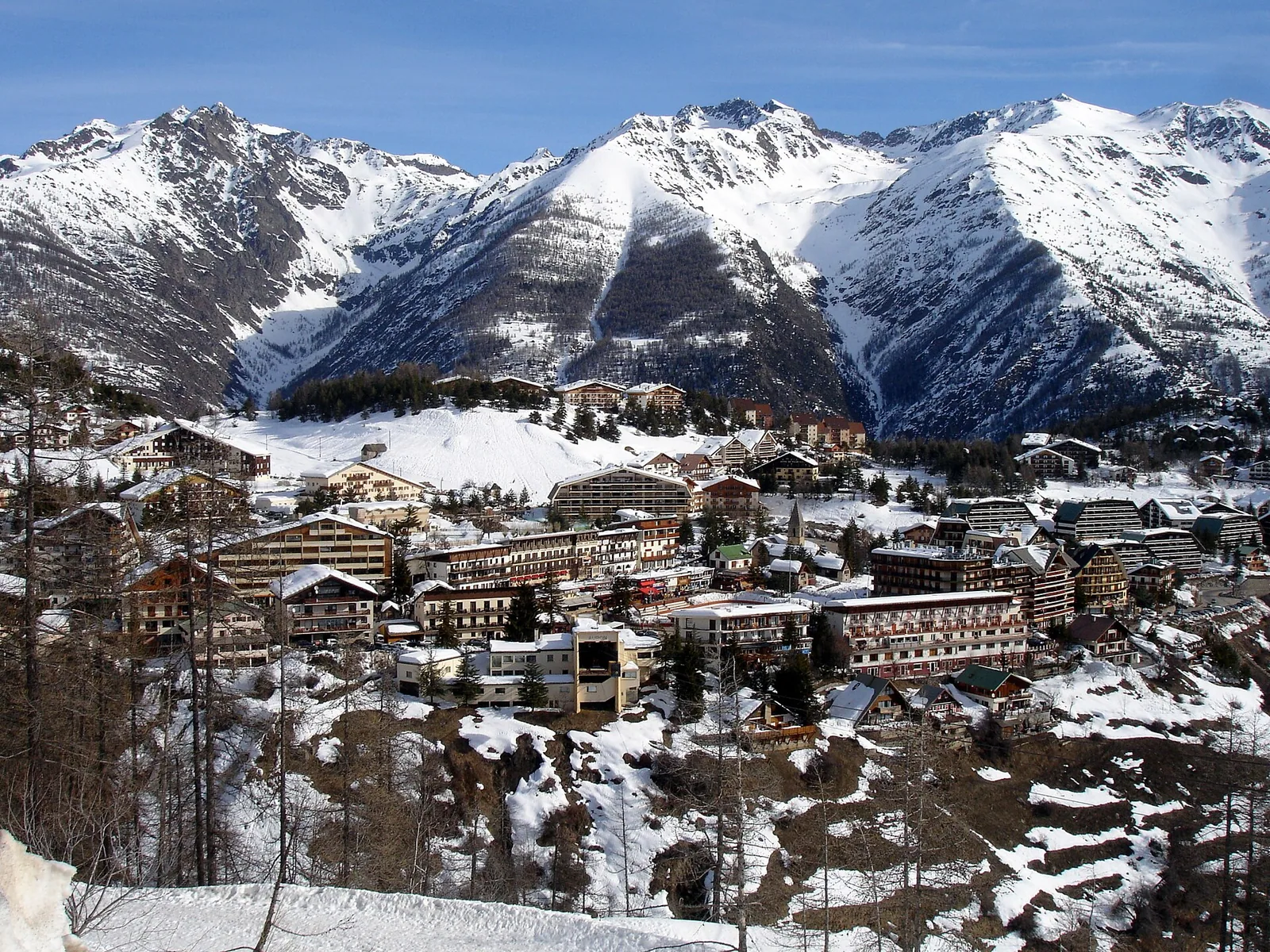 General view of Auron village