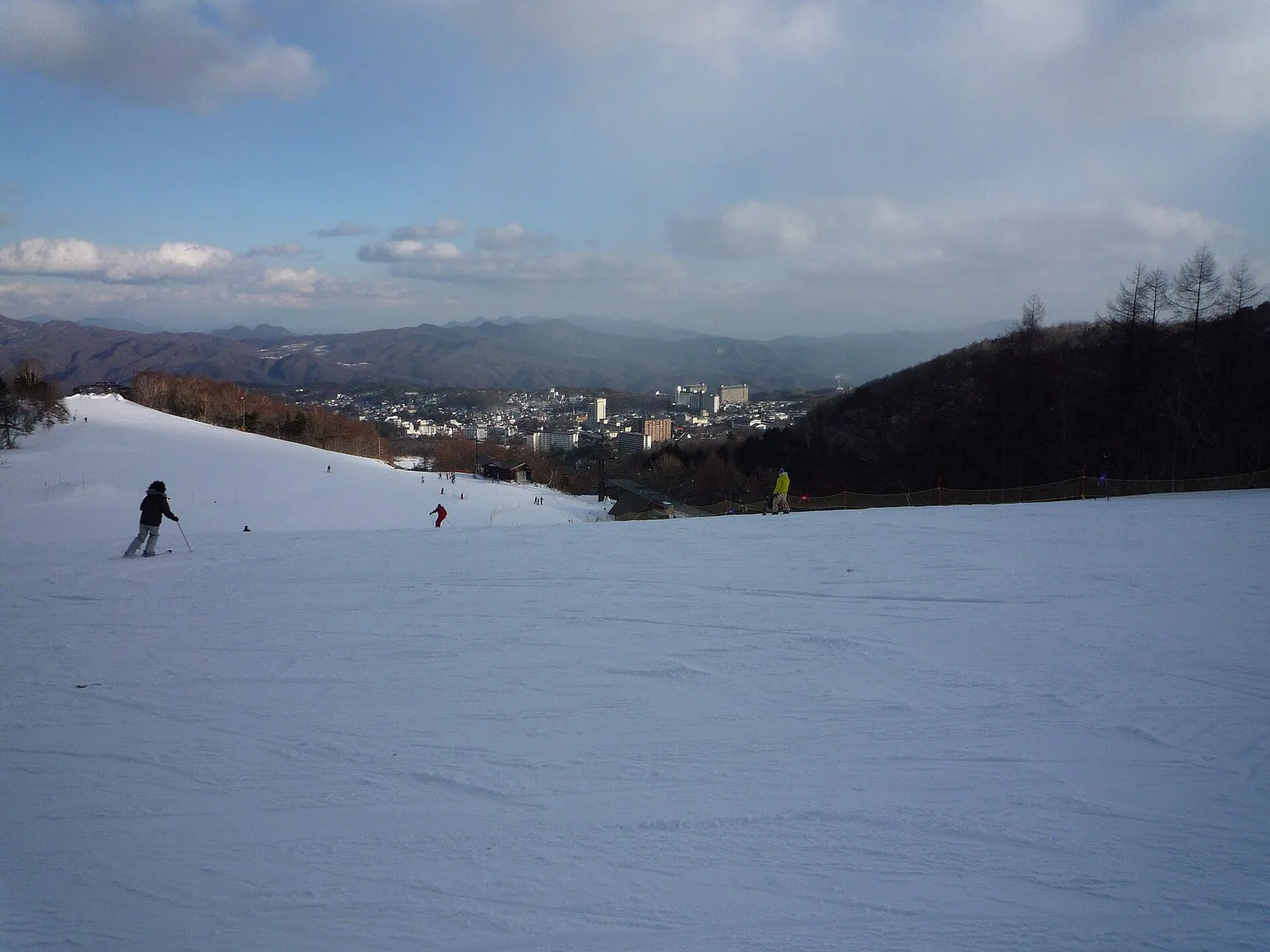 International ski area in Kusatsu - panoramio