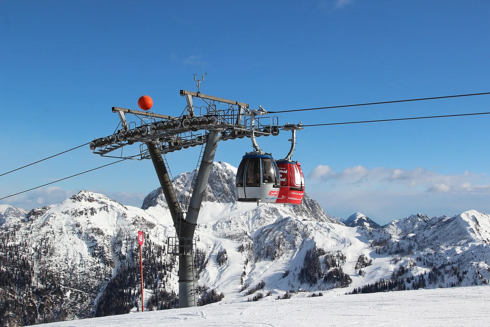 Nassfeld ski center Millennium Express 2015 P01