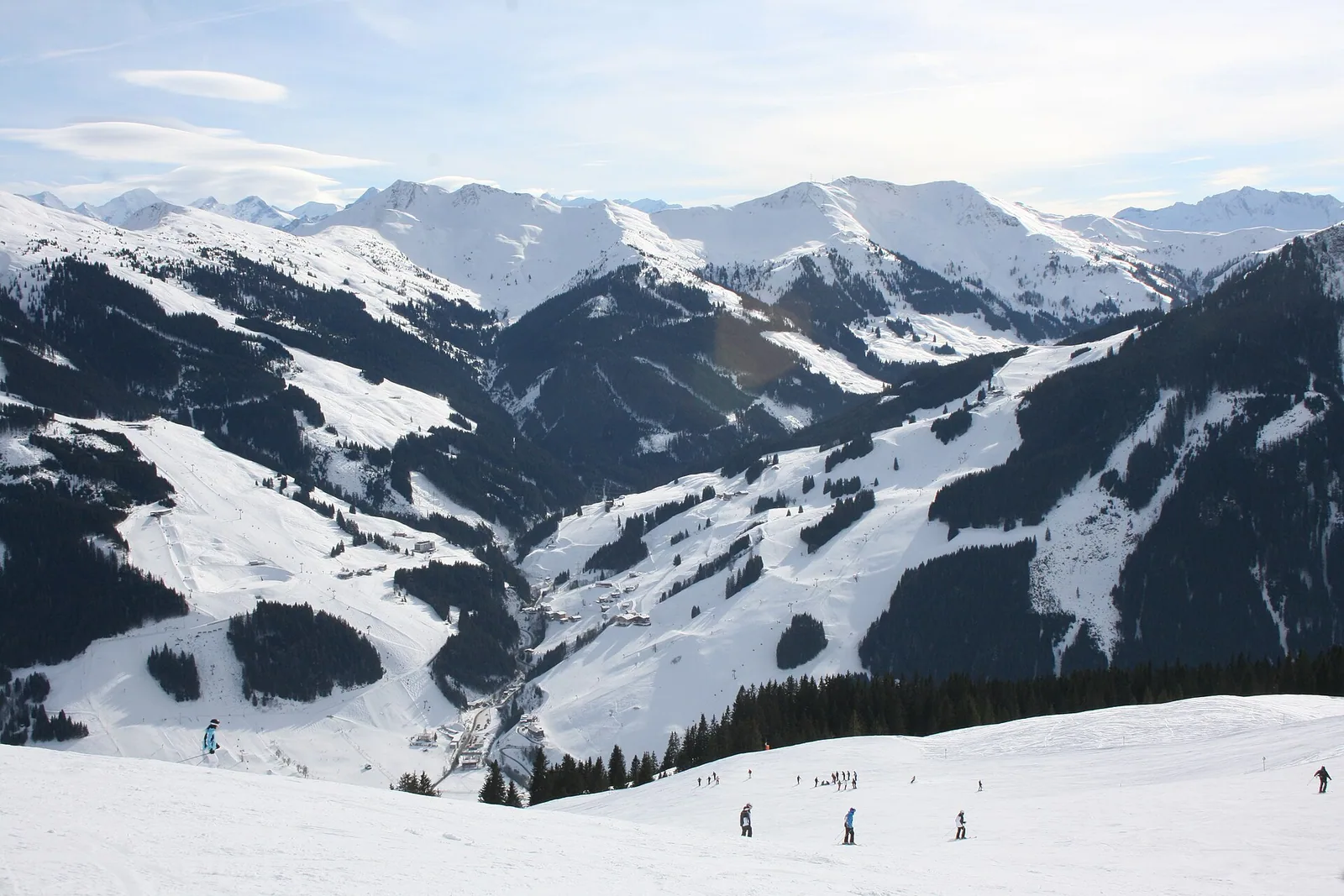 Hinterglemm valley (8449215074)