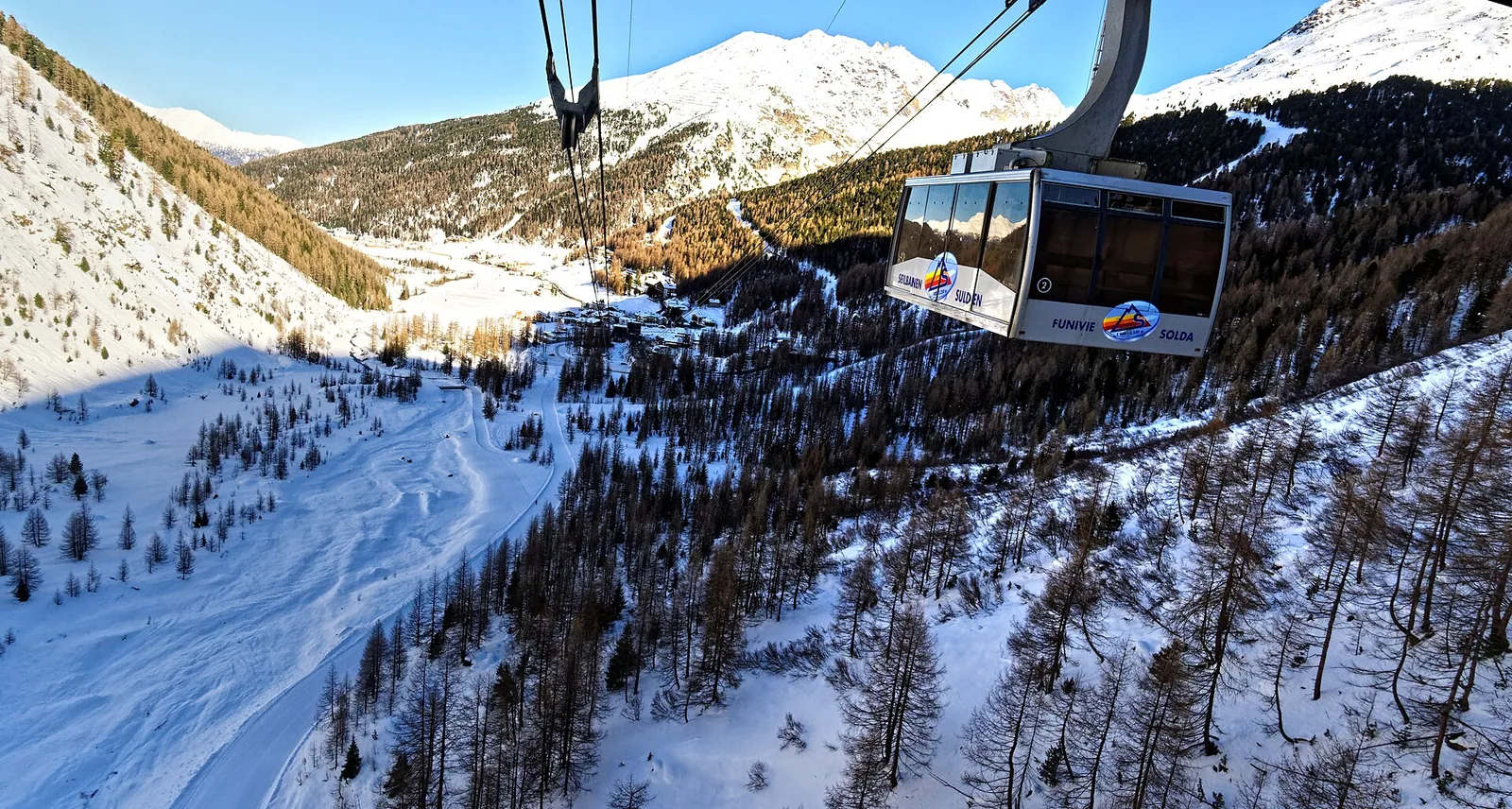 Die Seilbahn Sulden am Ortler in Südtirol. 03